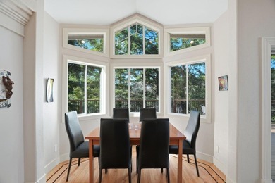 LUXURIOUS CHALET MINUTES FROM SARATOGA VILLAGE | Unfolding - photo 17