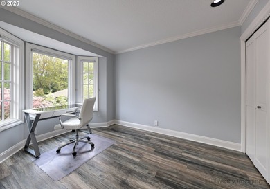 So much to offer in this great home. High quality throughout - photo 26