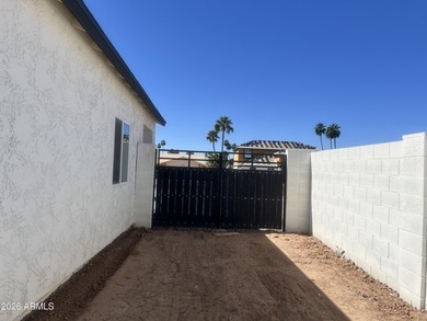 Built in 2023, this beautifully maintained 3-bedroom, 2-bathroom - photo 28