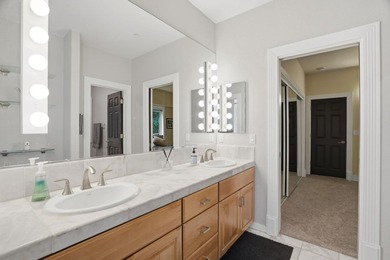 LUXURIOUS CHALET MINUTES FROM SARATOGA VILLAGE | Unfolding - photo 35