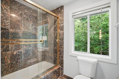 LUXURIOUS CHALET MINUTES FROM SARATOGA VILLAGE | Unfolding - photo 44