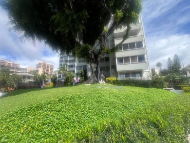 Back on Market!! Location, Location, Location! Charming - photo 3