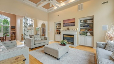 Upon entering this 4 bed nearly 2700sqft one level home, you'll - photo 9