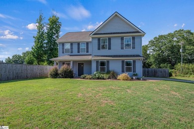Welcome to 139 N Lakeview Dr in Duncan-a charming two-story - photo 1