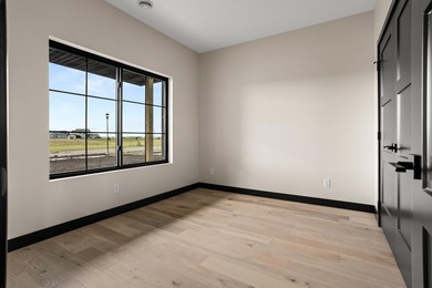 Experience the perfect blend of luxury, comfort, and convenience - photo 11
