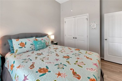 Welcome to *Texas Tides* a beautiful 3 bedroom 2 bath home in - photo 12