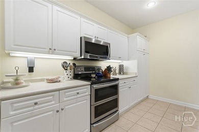 Nestled on a quiet dead-end street in the desirable Olde Towne - photo 14
