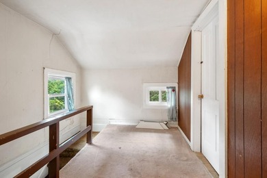 Located near parks, school, and UWGB this 3BR/1BA 1.5 story home - photo 15