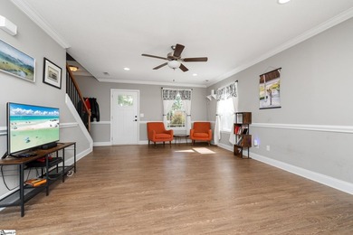Welcome to 139 N Lakeview Dr in Duncan-a charming two-story - photo 10