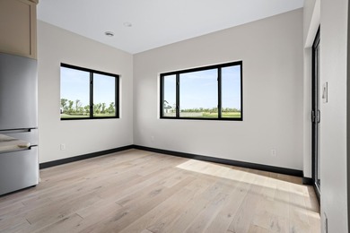 Experience the perfect blend of luxury, comfort, and convenience - photo 26