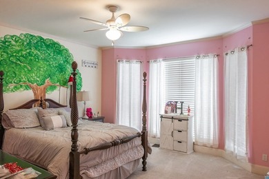 This stunning five-bedroom home in the heart of Bentwood Country - photo 27
