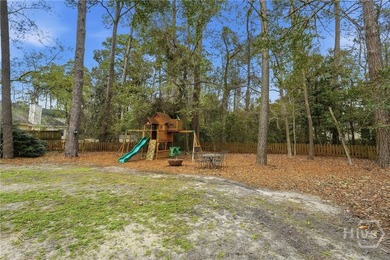 Nestled on a quiet dead-end street in the desirable Olde Towne - photo 33