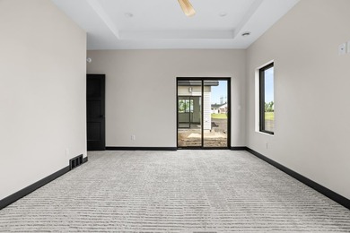Experience the perfect blend of luxury, comfort, and convenience - photo 33