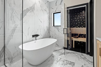 Experience the perfect blend of luxury, comfort, and convenience - photo 36