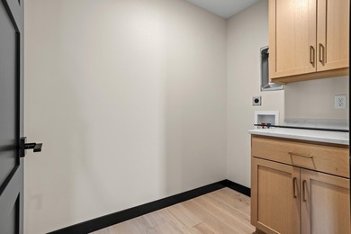Experience the perfect blend of luxury, comfort, and convenience - photo 43