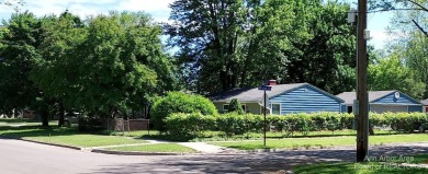 Ford Lake - Washtenaw County Home For Sale in Ypsilanti Michigan