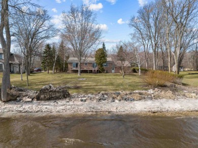 Lake Home For Sale in Neenah, Wisconsin
