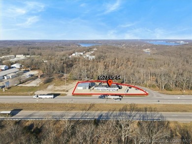 Rare opportunity to acquire a fully occupied mixed-use - photo 6