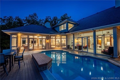 Experience exceptional craftsmanship & timeless design in this - photo 3