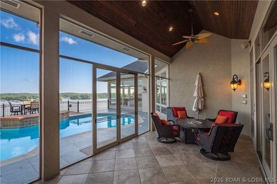 Experience exceptional craftsmanship & timeless design in this - photo 8