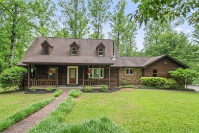 Lake Home For Sale in West Union, South Carolina