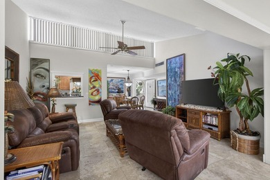 Beautifully maintained 2BR/2BA end-unit villa in desirable - photo 16