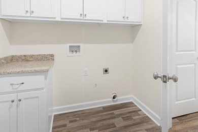 Beautiful new construction 4-bedroom, 2-bath brick home in the - photo 33