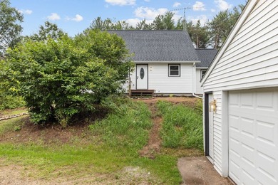 Completely updated 4-bedroom home situated on 2.9 private acres - photo 37