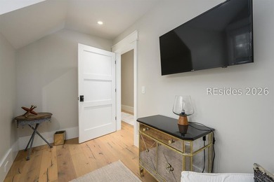 Located in the highly sought-after West Wilson neighborhood, 32 - photo 44