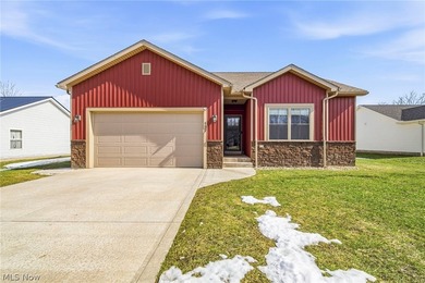 Lake Roaming Rock Home For Sale in Roaming Shores Ohio