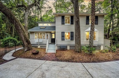 Nestled on the highly sought-after Kiawah Island, this 4-bedroom - photo 2