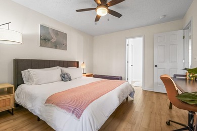 Fully renovated and turnkey 2BR/2BA condo in the highly - photo 34