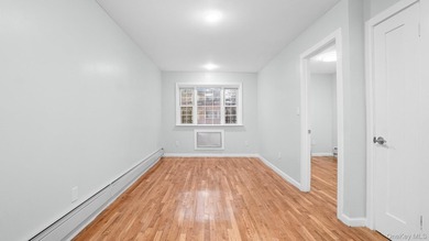 Fully renovated 2-family, 2007 brick-built house. Features 3 bed - photo 9
