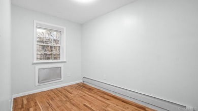 Fully renovated 2-family, 2007 brick-built house. Features 3 bed - photo 10