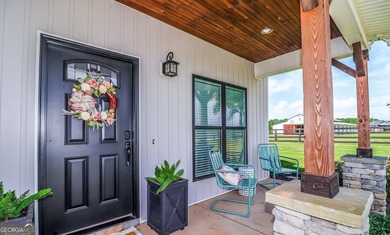 Welcome to Iron Horse, a beautifully designed property - photo 7