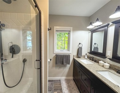 The Ultimate All-Season Lake Home. Custom 4 BR, 3.5 Bath, 2426 - photo 27