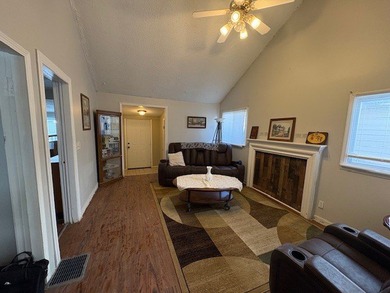 Another Rockin' Rochester Property! This move-in-ready ranch has - photo 10