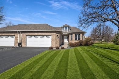 Wonderful one-level living in the highly sought-after Eagle - photo 1