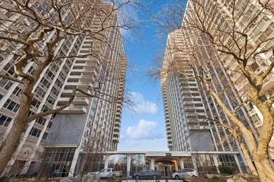 Lake Michigan - Cook County Condo For Sale in Chicago Illinois