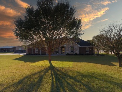 An Amazing 2.179 acres in the sought after area of Lake Ray - photo 2