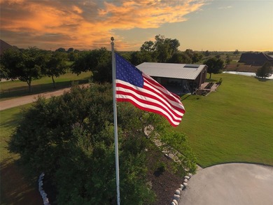 An Amazing 2.179 acres in the sought after area of Lake Ray - photo 4