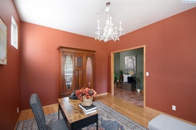 OPEN HOUSE SUNDAY (3/1 FROM 1-2 PM.   MLS# 288437    Welcome to