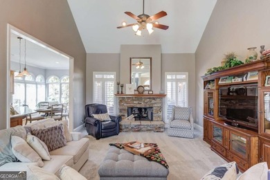 Welcome to this beautifully maintained Frank Betz designed ranch - photo 11