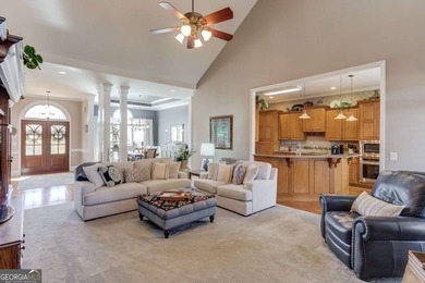 Welcome to this beautifully maintained Frank Betz designed ranch - photo 12