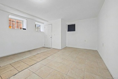 Newly Renovated Oversized 2 Family Brick House in Springfield - photo 12