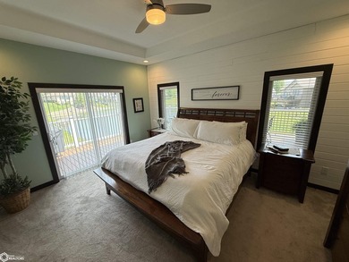 This stunning newer-construction 5-bedroom ranch home perfectly - photo 14