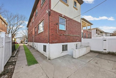 Newly Renovated Oversized 2 Family Brick House in Springfield - photo 18