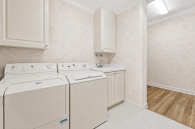 Ground floor CORNER unit in South Hutchinson Islands Harbour - photo 28