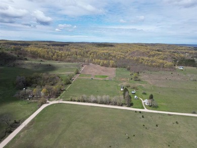 Just seven minutes from both downtown Boyne City and Boyne - photo 33