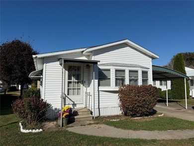 Lake Erie Home For Sale in North East Pennsylvania